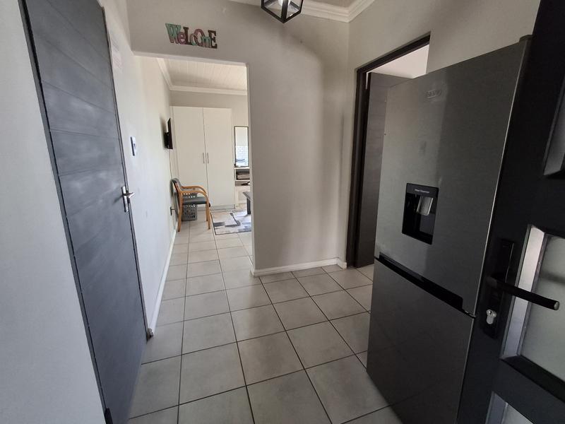 5 Bedroom Property for Sale in Sandy Point Western Cape